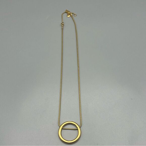 Madewell Gold Open Circle Pendant Necklace - Picture 3 of 3